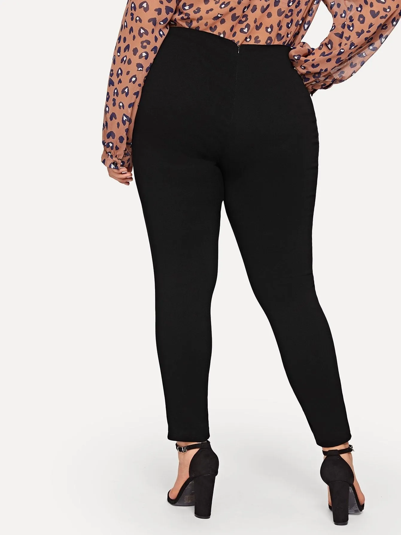 Plus Button Detail Skinny Jeans