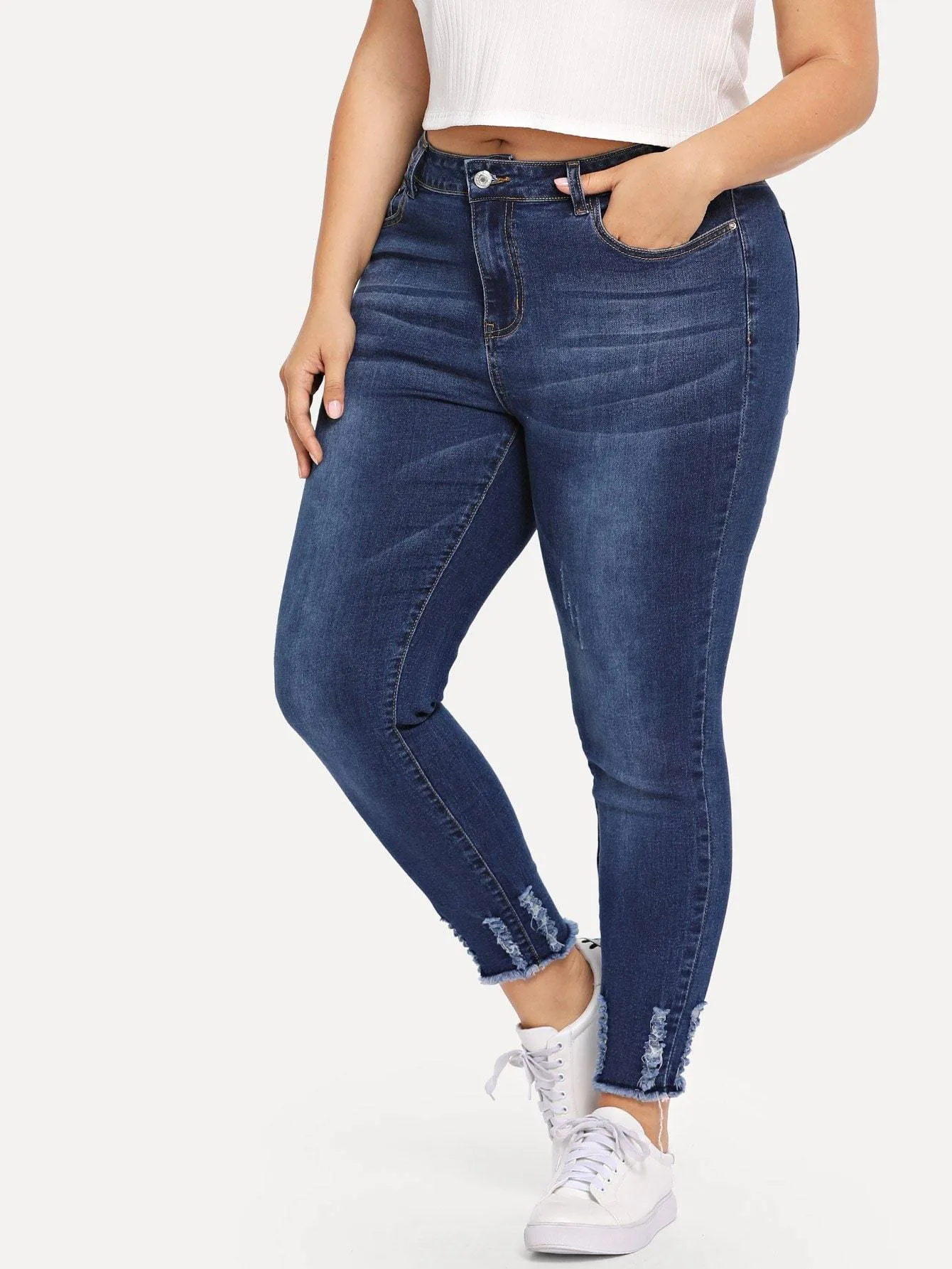 SHEIN Plus Ripped Detail Raw Hem Jeans